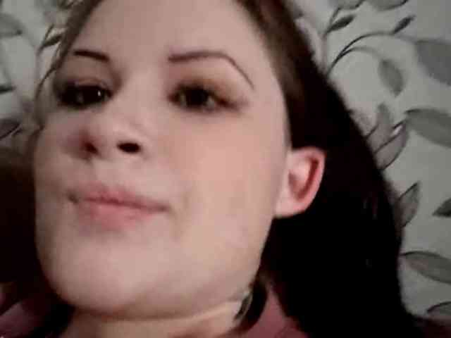 KristleKumro webcam