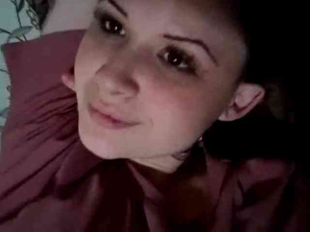 KristleKumro webcam