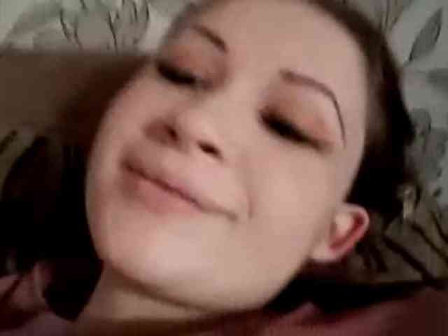 KristleKumro webcam