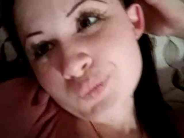 KristleKumro webcam