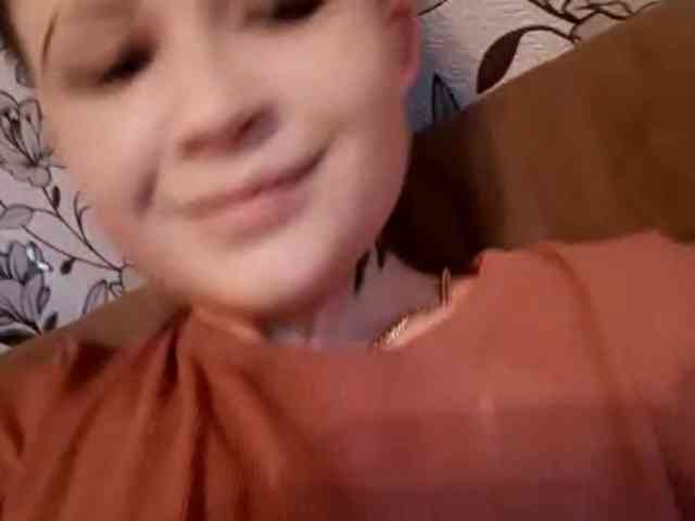 KristleKumro webcam