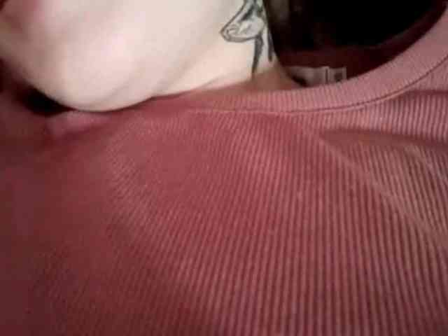 KristleKumro webcam