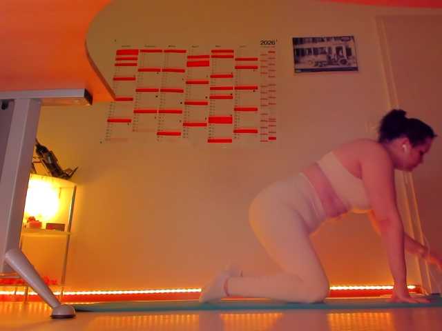 Elieen2's BongaCams show and profile