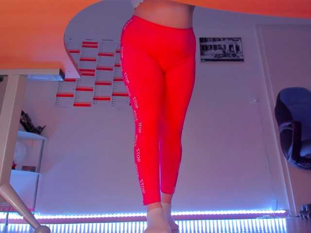 Elieen2's Thumb Image