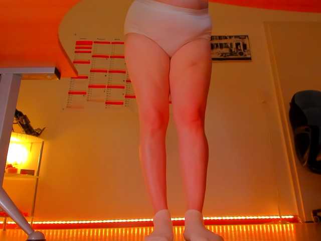 Elieen2's BongaCams show and profile