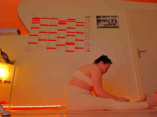 Elieen2 Live Webcam on BongaCams