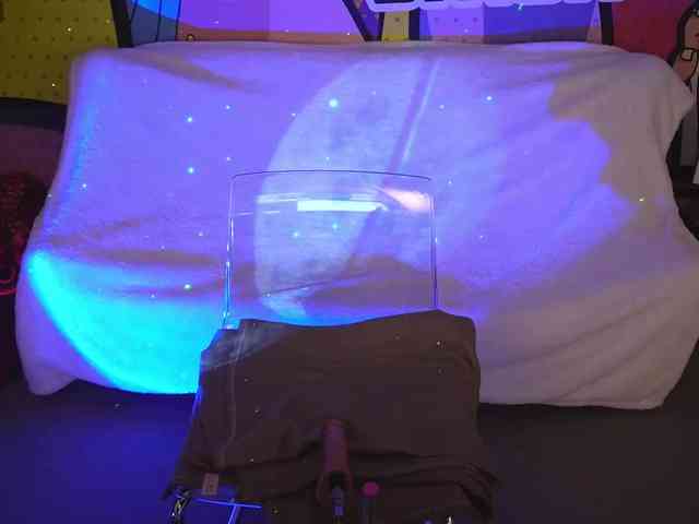 AliceOfWonders webcam