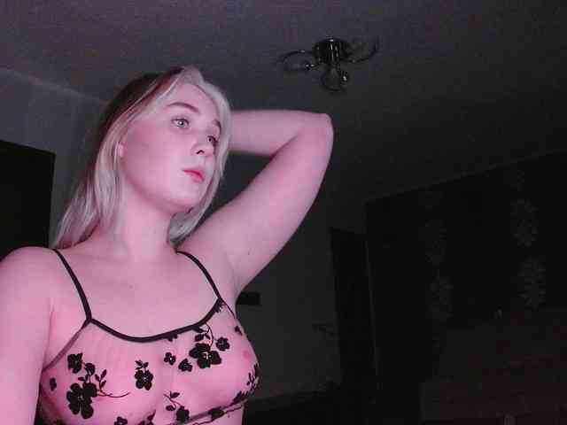 Shance Live Webcam on BongaCams