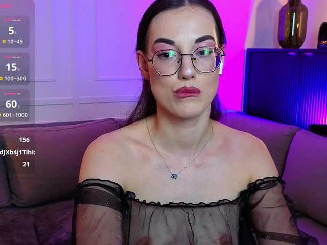 EmmaJakson's BongaCams show and profile