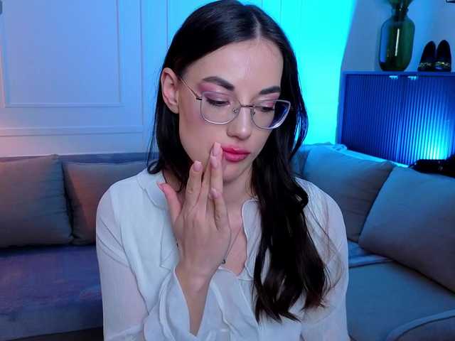 EmmaJakson's BongaCams show and profile