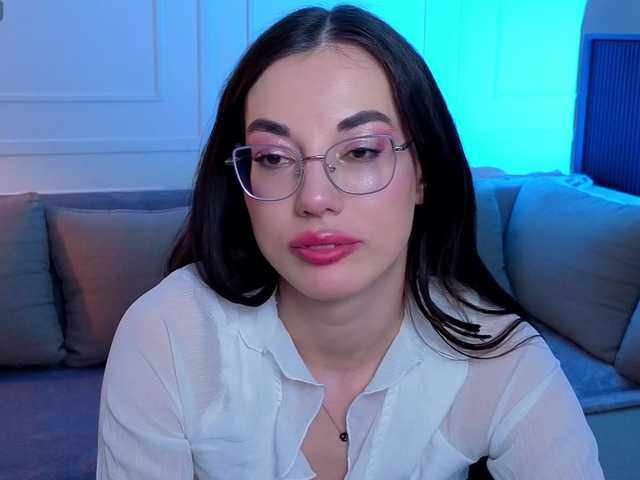 EmmaJakson's BongaCams show and profile