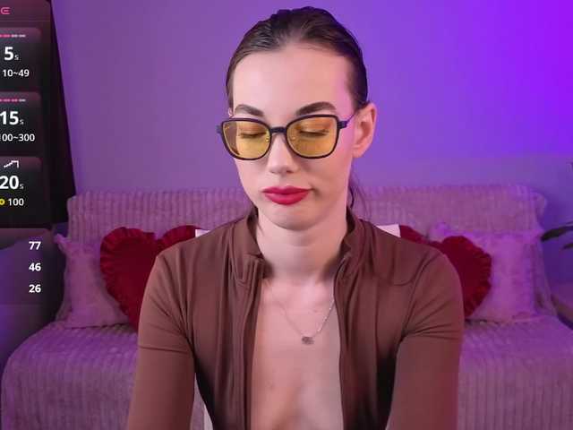 EmmaJakson's Thumb Image