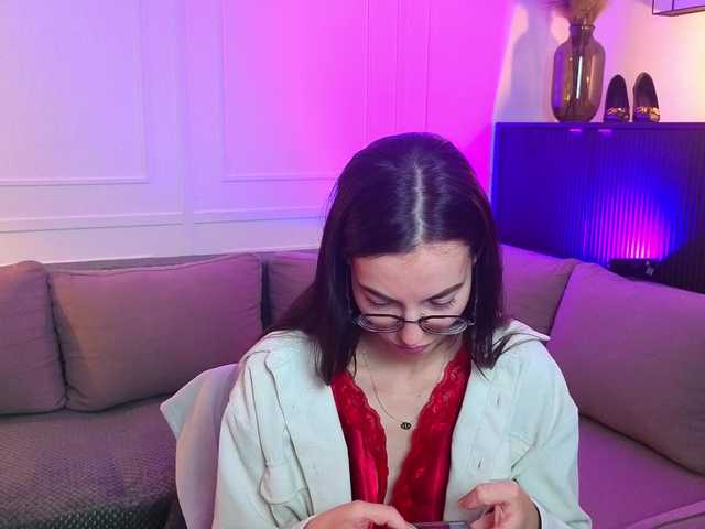 EmmaJakson's Thumb Image