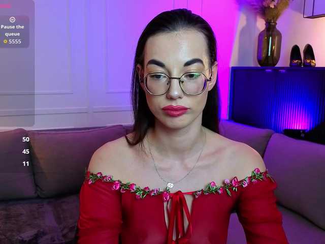 EmmaJakson's Thumb Image