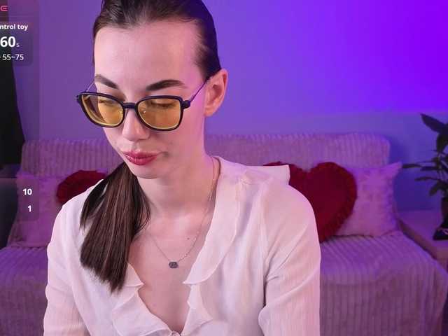 EmmaJakson's BongaCams show and profile