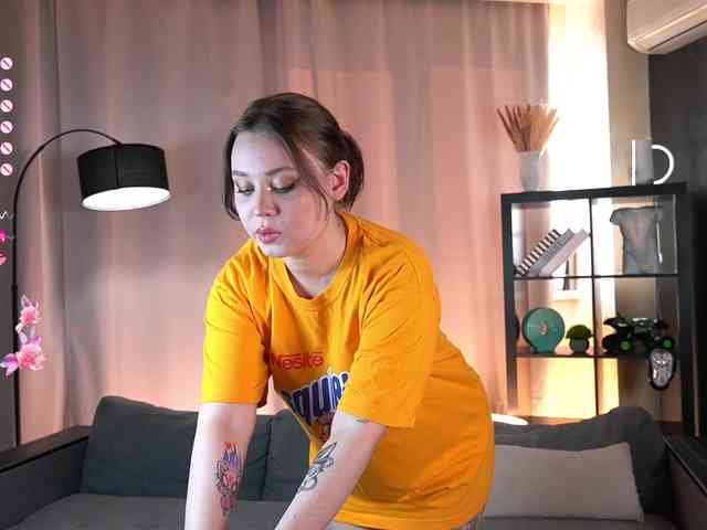 AlikaLevis webcam