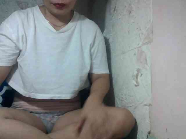 lovelysweet4u webcam