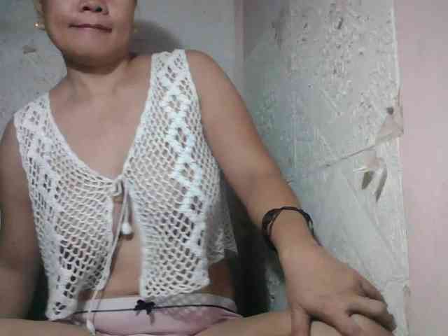 lovelysweet4u webcam