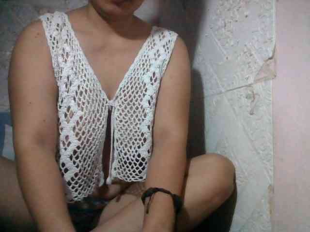 lovelysweet4u webcam