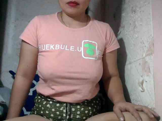 lovelysweet4u Live Webcam on BongaCams