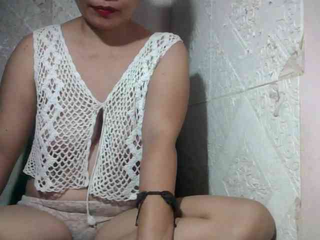 lovelysweet4u webcam