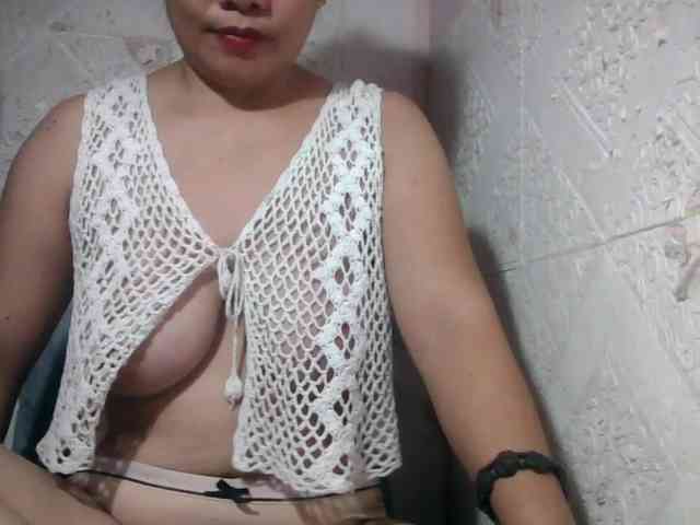 lovelysweet4u webcam