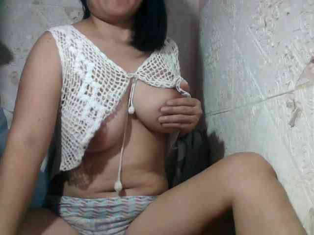 lovelysweet4u webcam