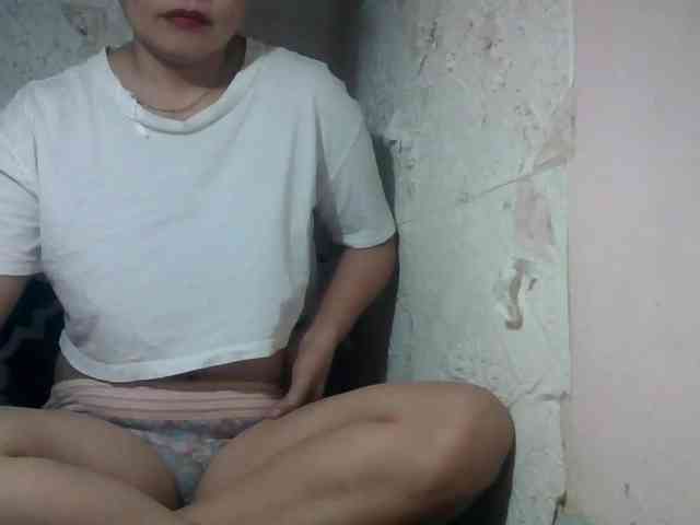 lovelysweet4u webcam