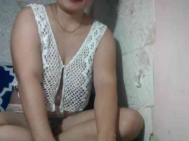 lovelysweet4u webcam