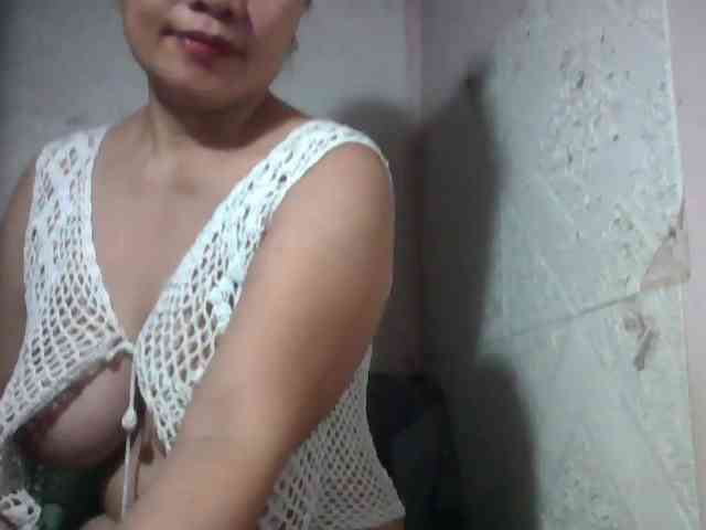 lovelysweet4u webcam