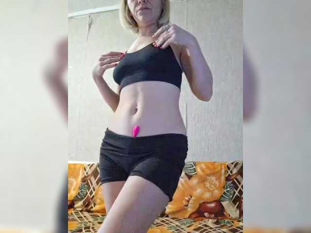 krisred from BongaCams is Freechat