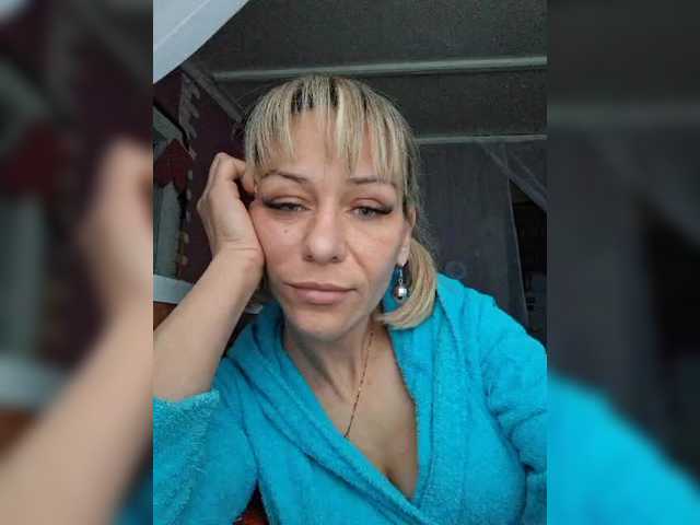 krisred's BongaCams show and profile