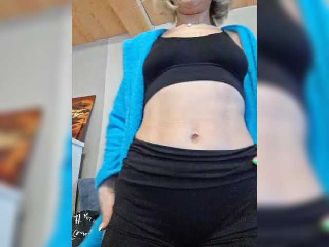 krisred's BongaCams show and profile