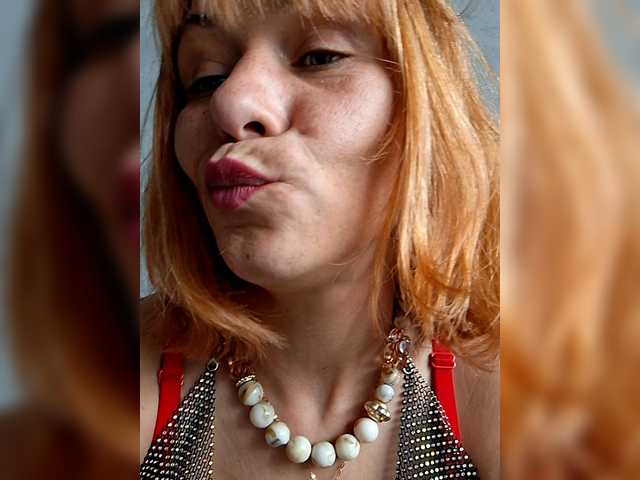 krisred's BongaCams show and profile