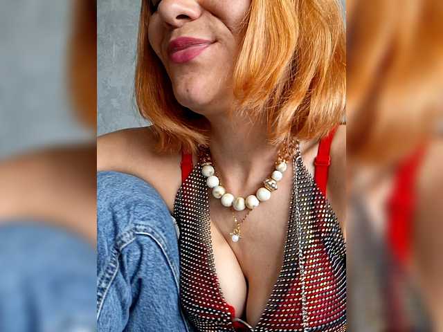 krisred's BongaCams show and profile