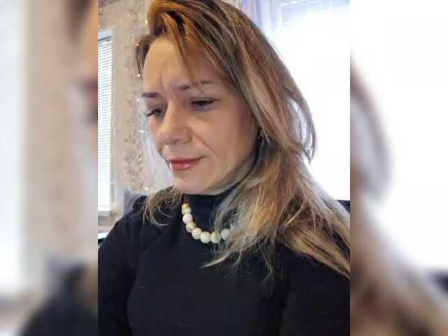 krisred's BongaCams show and profile