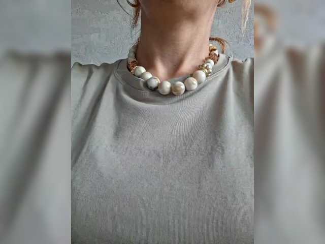 krisred's BongaCams show and profile