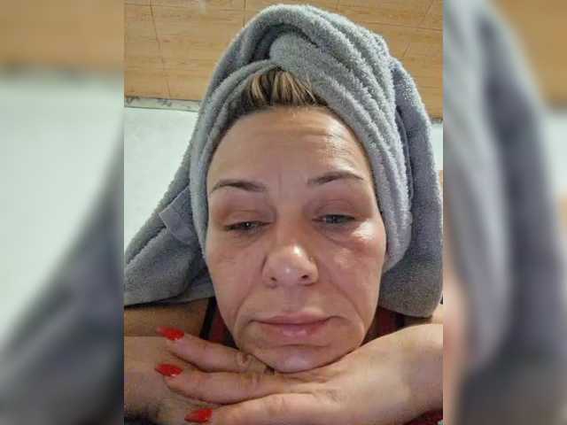 krisred from BongaCams is Freechat