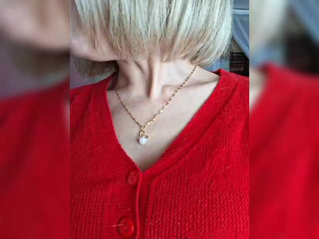 krisred's BongaCams show and profile