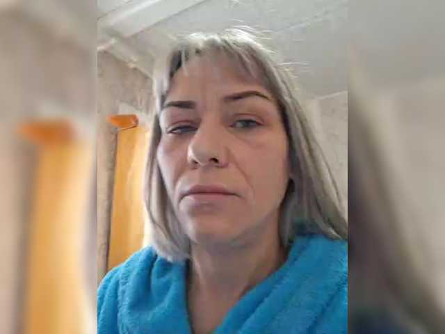 krisred's BongaCams show and profile