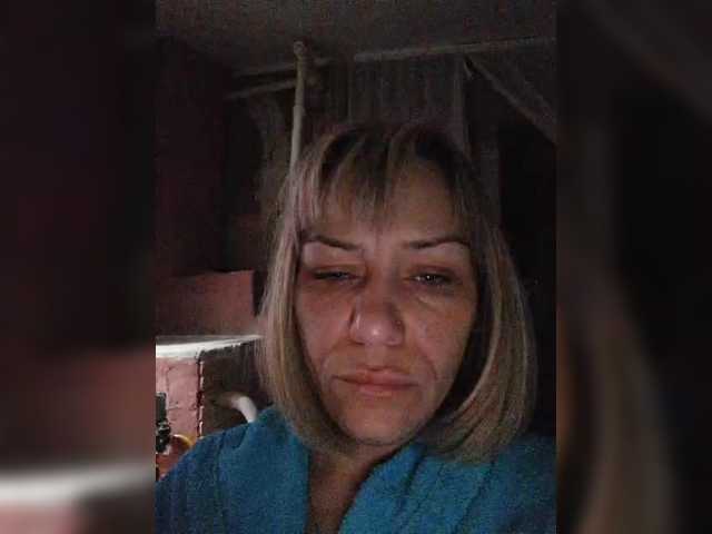 krisred's BongaCams show and profile