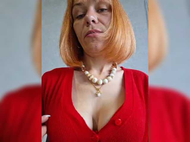 krisred's BongaCams show and profile