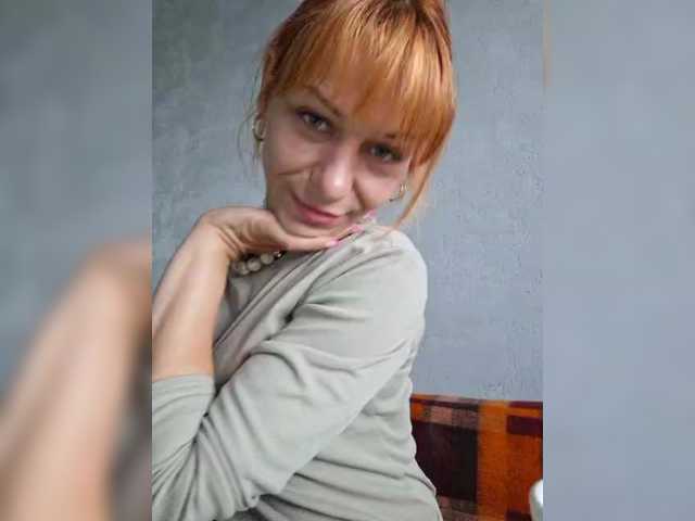 krisred's BongaCams show and profile