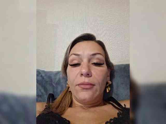 krisred webcam
