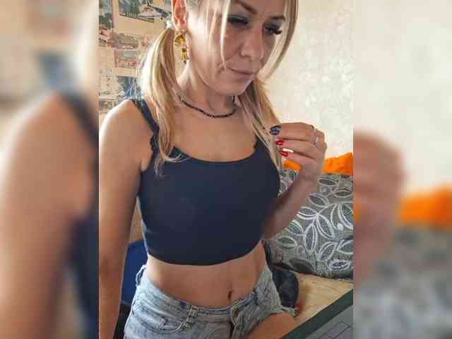 krisred webcam