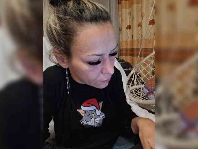 krisred webcam