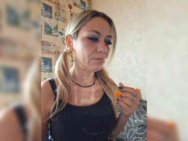 krisred webcam