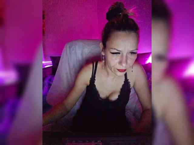 krisred webcam
