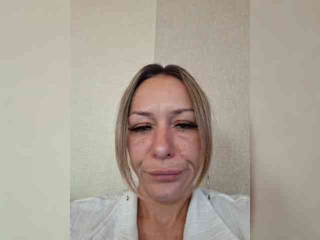 krisred webcam