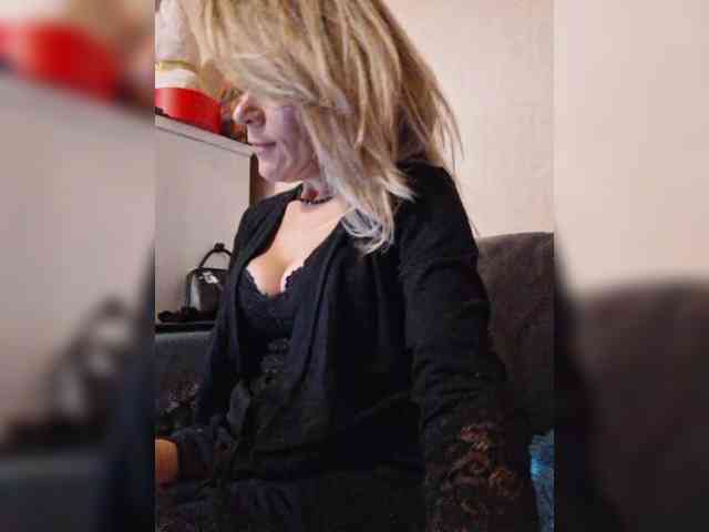krisred webcam